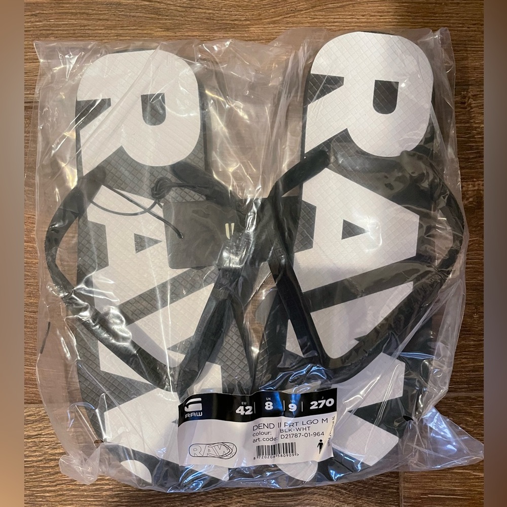Mens flip flops new
